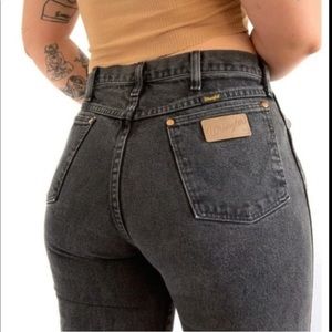 WRANGLER | black jeans